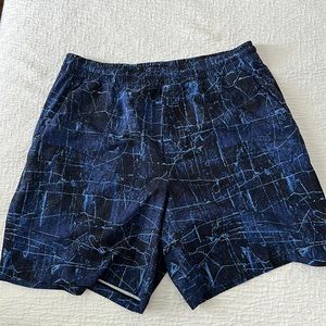 Men L 7” LL LuLu Pacebreaker